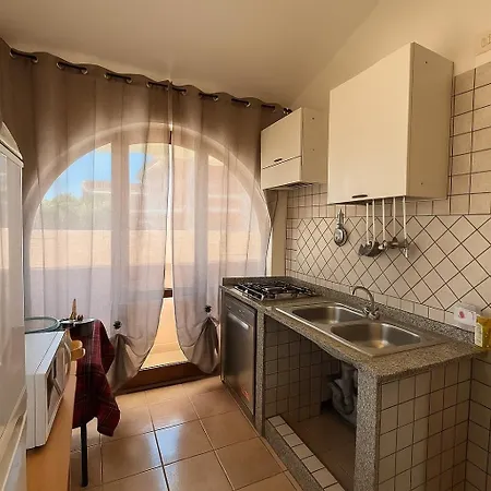 Hébergement de vacances Ornella - 3 Bagni, Giardino, Mare A 1 Minuto Sant'Andrea (Sardinia)