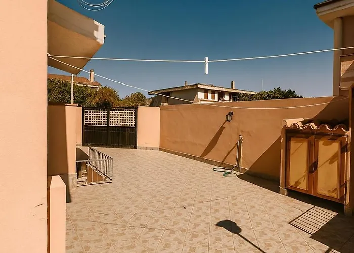 Ornella - 3 Bagni, Giardino, Mare A 1 Minuto *