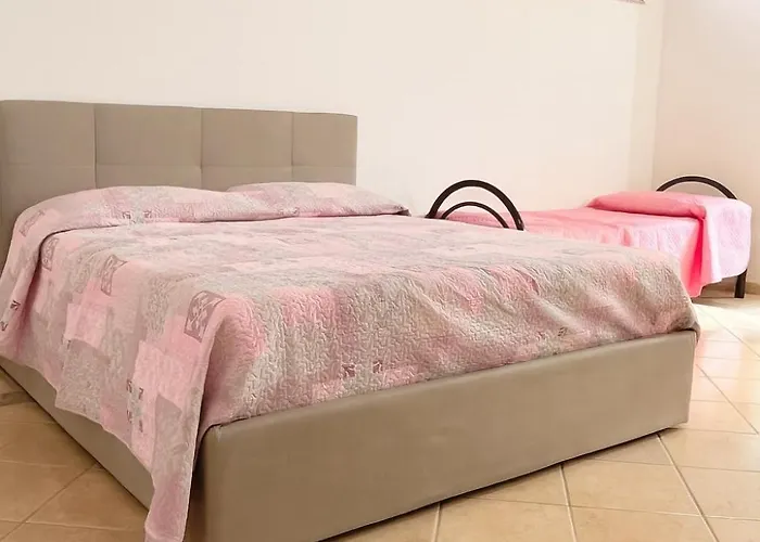 Ornella - 3 Bagni, Giardino, Mare A 1 Minuto Ferienhaus Sant'Andrea (Sardinia)